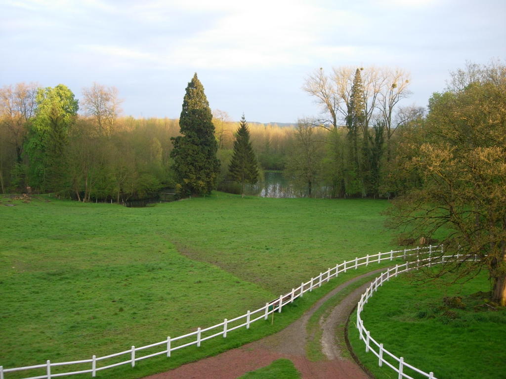 Вилла Domaine De Vadancourt Maissemy Экстерьер фото